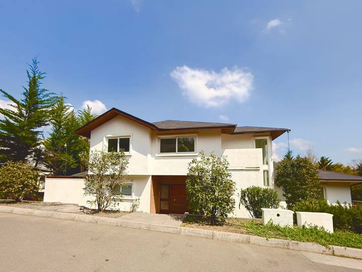 Casa en Cima de Nogales, foto 1 de 8