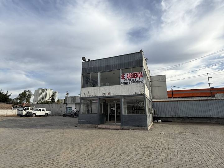 Local comercial en Membrillar, foto 1 de 7